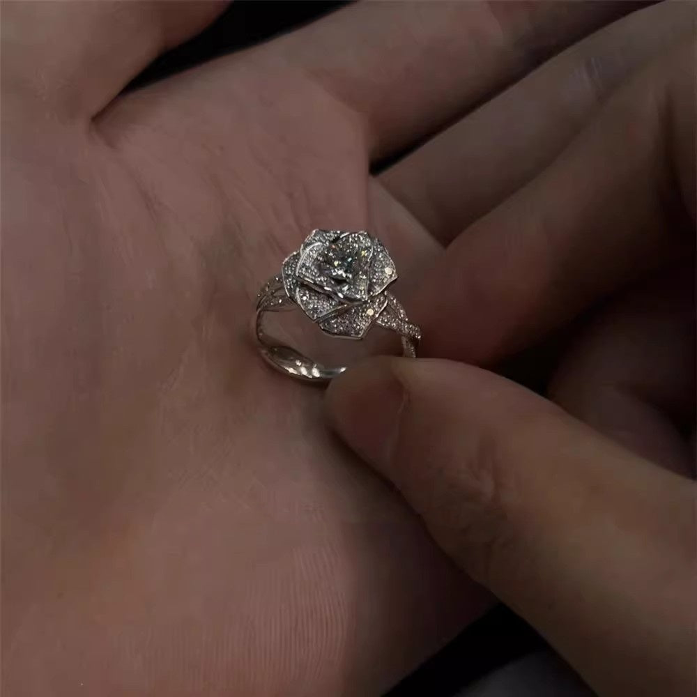 Clear And Cool Zircon Micro Inlaid Three-dimensional Rose Ring