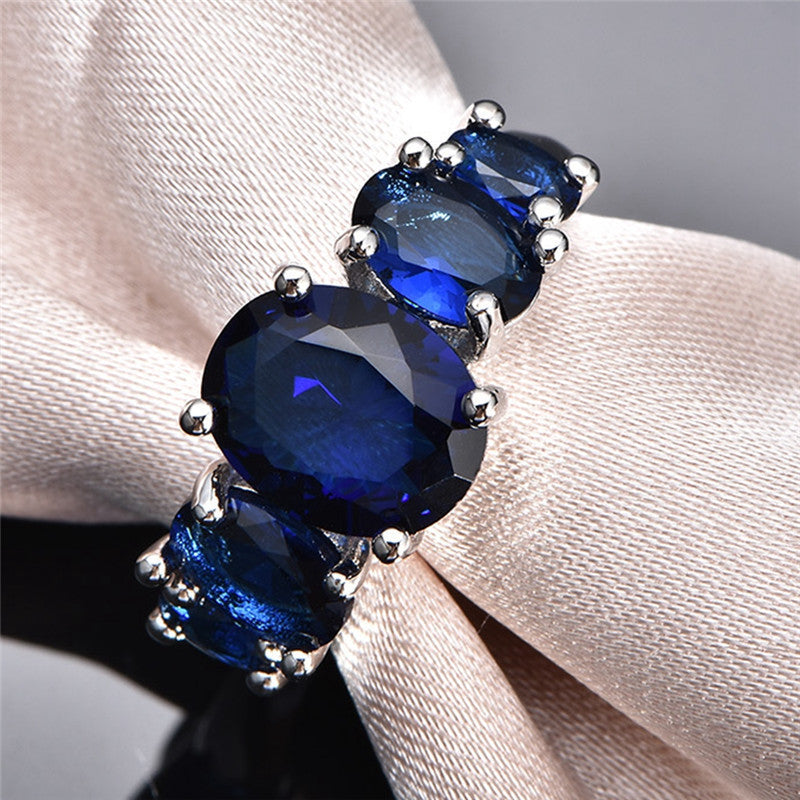 Light-luxury Oval Colored Pattoite Ring